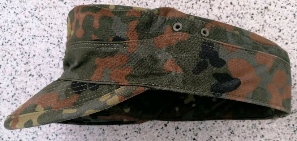 Original Bundeswehr Bw Feldmütze Flecktarn Schirmmütze Cap Gr. 55 in Wiesbaden