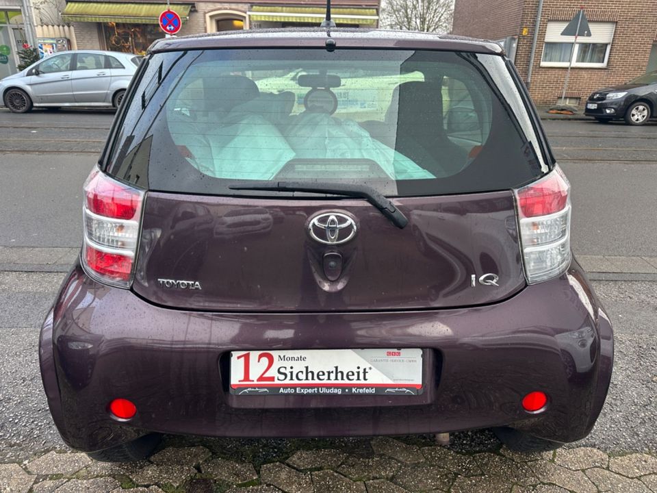Toyota IQ iQ KLIMA+ALL-WETTER+GARANTIE+AUS 2.HAND in Krefeld