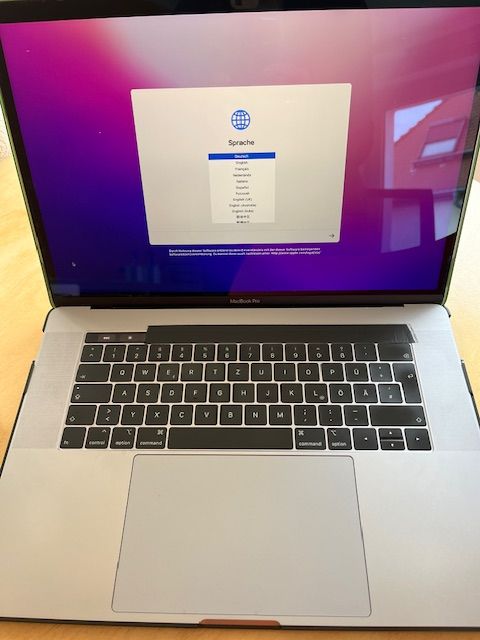 Gebrauchtes Macbook pro, 15 Zoll, 2018, guter Zustand in Leipzig