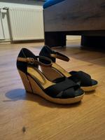 Tom Tailor Schuhe marineblau mit Keilabsatz Sachsen - Schkeuditz Vorschau