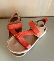 Neue Nike Vista Sandalen Gr.43 Nordrhein-Westfalen - Kerpen Vorschau
