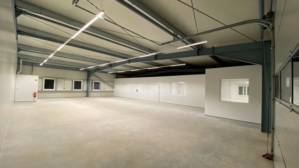 Büro, Halle & Lager für Gewerbe 200 m² - 1.570 m² + Außenlager & Parkfläche | Reinfeld A1 | NEU in Reinfeld