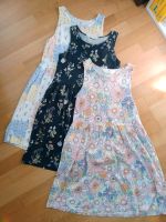 2 schöne Sommer Kleider H&M Gr 134 140 TOP Baden-Württemberg - Engen Vorschau