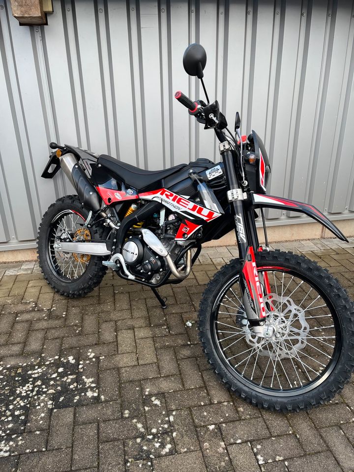 Rieju Marathon 125i Pro Cross Enduro Yamaha Motor NEU sofort in Zeitlofs