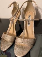 Tamaris high heels Sandalen 40 neuwertig Schlangenmuster Nordrhein-Westfalen - Moers Vorschau