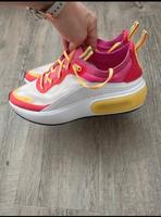 Sportschuhe Nike ! Hessen - Bad Vilbel Vorschau
