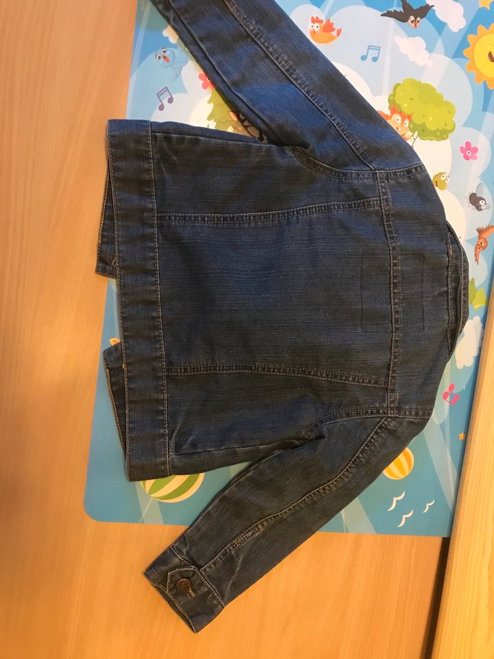 Tik & Tak Jeansjacke Gr. 98 in Nußdorf am Inn