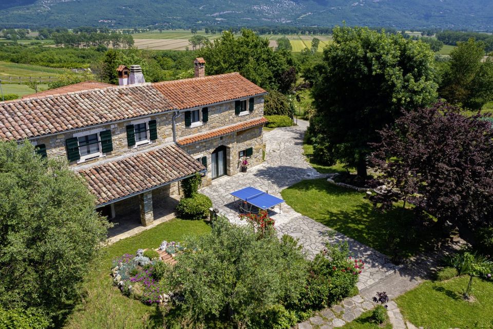 Ferienhaus mit Pool in Istrien - Cepic (Kroatien) für 8 Personen in Stuttgart