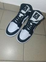 Nike Air Jordan 1 Mid white/ black Niedersachsen - Braunschweig Vorschau