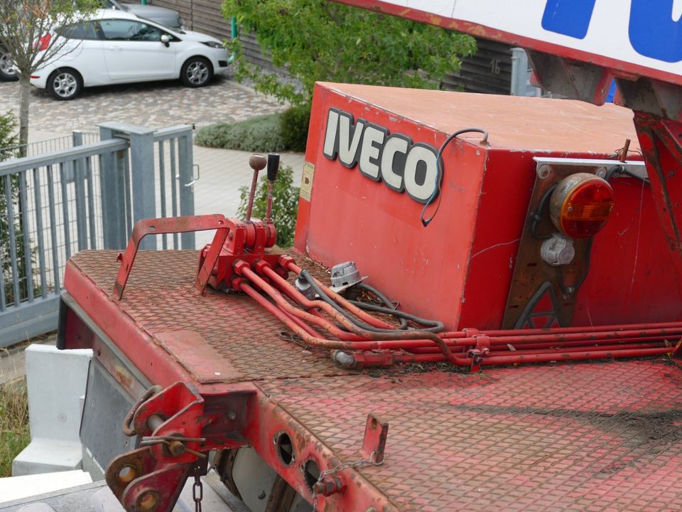 Magirus-Deutz Abschlepp-Aufbau Abschlepper Oldtimer Iveco in Baden-Baden