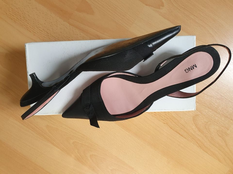 2 x Slingpumps Zara+Mango Gr. 37 Weiß+Schwarz in Esslingen