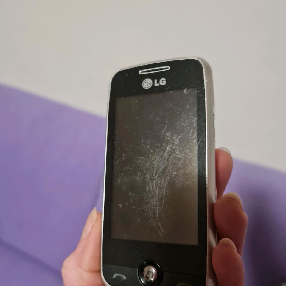 LG Handy GS290 Silber Schwarz in Mülheim (Ruhr)