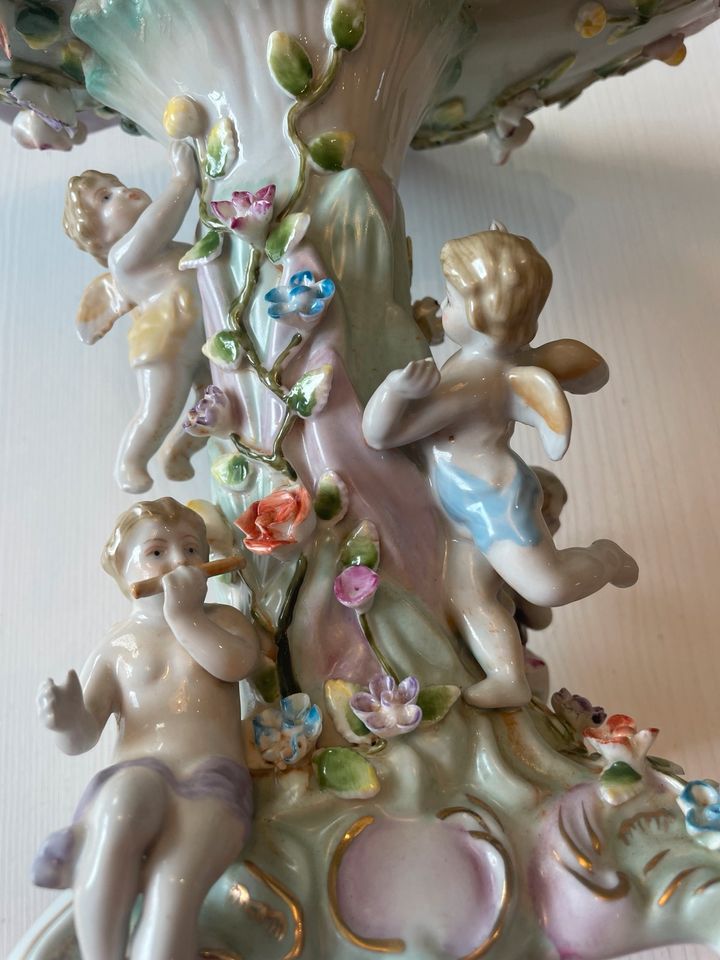 Porzellan Schalen mit Engel/  Kerzen Ständer Sammler in Tespe