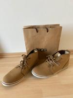 Sneaker von UGG in braun in Größe 46 - NEU Bayern - Feucht Vorschau