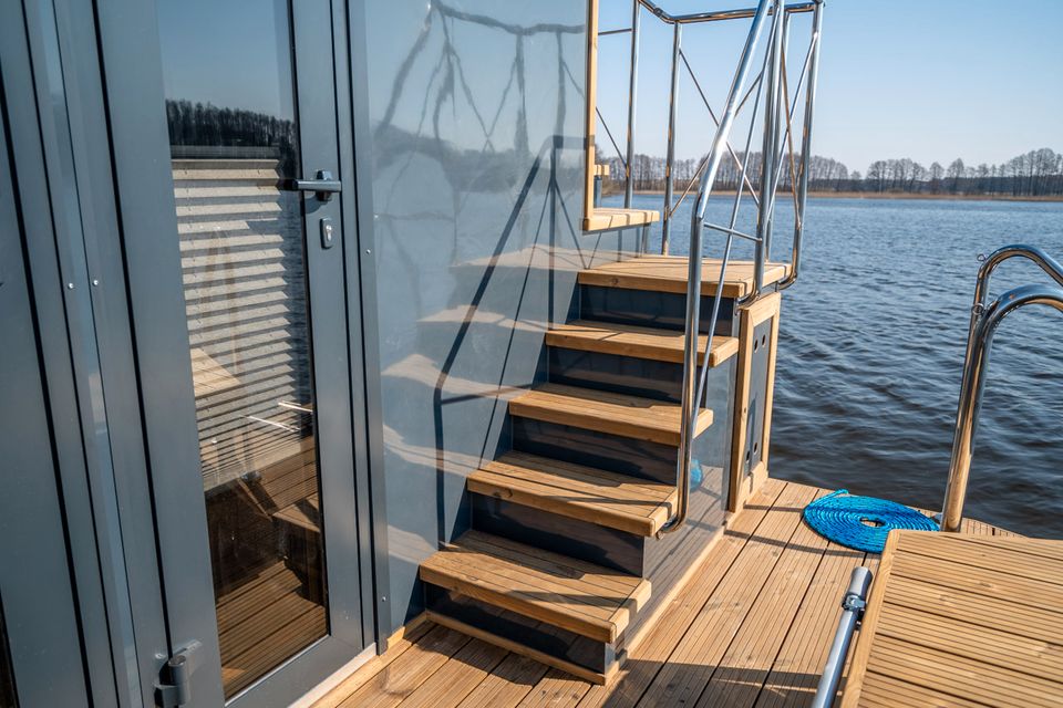 Hausboot mieten auf der Mecklenburgischen Seenplatte! Jetzt die letzten freien Termine sichern! my Seahouse 4 an Pfingsten noch verfügbar ! in Moers