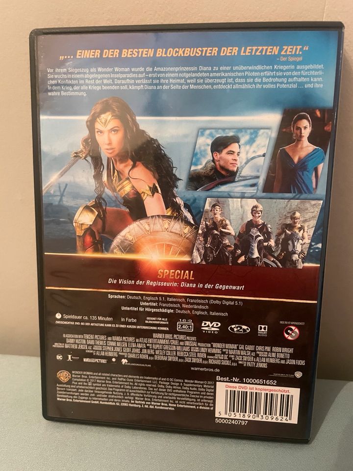 DVD Wonder woman FSK 12 mit special in Homburg