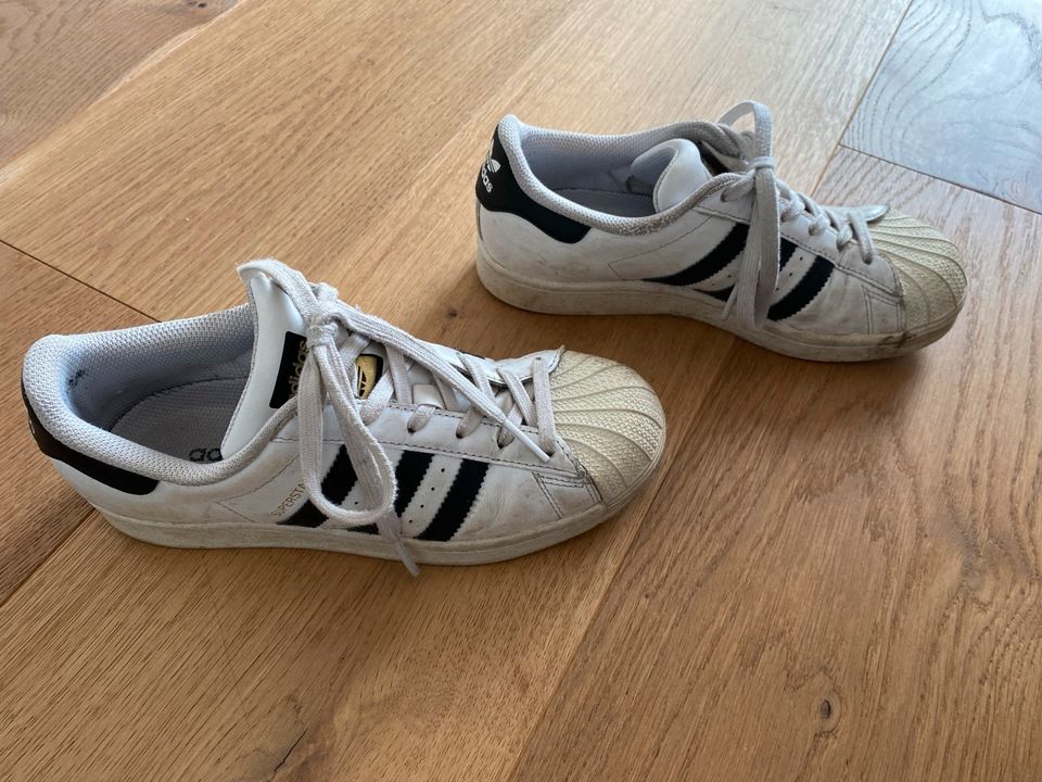Adidas superstar hotsell b422