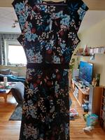 Taifun Sommerkleid, Blumen Muster, 40/42 Saarland - Neunkirchen Vorschau