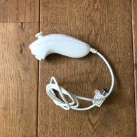 Wii Nunchuk / Controller weiß Nordrhein-Westfalen - Krefeld Vorschau