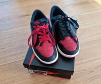 NIKE Sneaker Schuhe Gr. 39 Air Jordan 1 Retro Low WMNS Kinder Hessen - Neuberg Vorschau