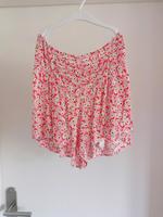 PULL & BEAR Hosen rock kurz Gr. S Nordrhein-Westfalen - Porta Westfalica Vorschau