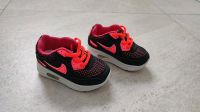 Nike Air Max Baby Schuhe schwarz pink 20 Leuchtschuhe Nordrhein-Westfalen - Swisttal Vorschau