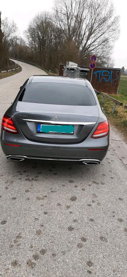 Mercedes Benz E-klass 220 in Freising