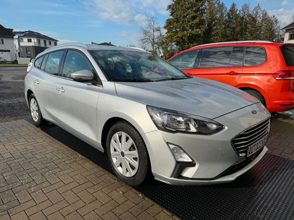 Ford Focus Turnier Cool & Connect Navi/LED/Kamera in Stadthagen