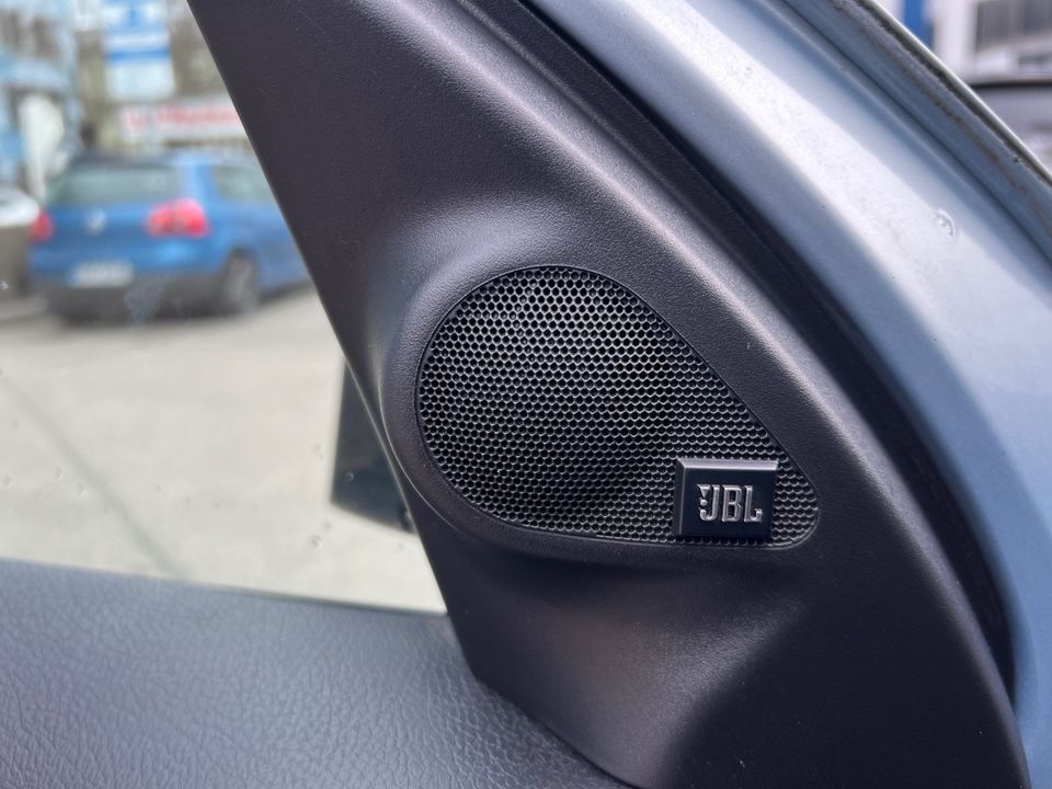 Peugeot 206 SW JBL KLIMAA.-ZV-SERVO-AUTOMATIK-TÜV-FÄLLIG in München