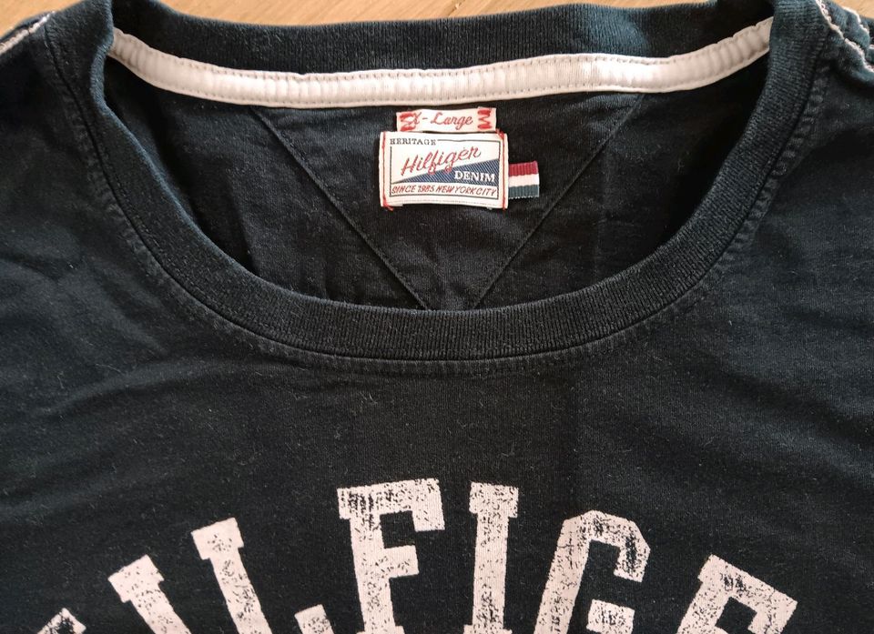 Tommy Hilfiger Longsleeve Gr XL THD University schwarz in Kleinmachnow