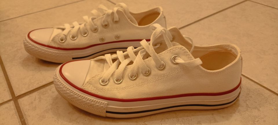 CONVERSE CHUCKS weiß low Gr. 37 - wie neu in Nordrhein-Westfalen -  Langerwehe | eBay Kleinanzeigen ist jetzt Kleinanzeigen