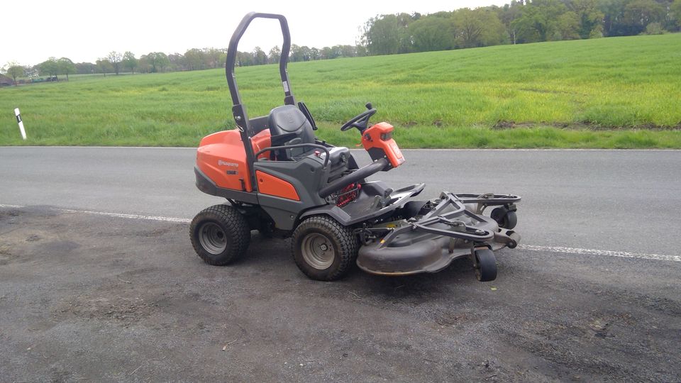 Husqvarna P525 Diesel Kubota Aufsitzmäher Allrad 1,55M Mulcher in Hamminkeln