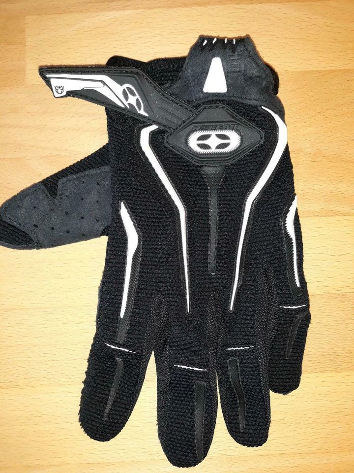 No Fear Motocross Handschuhe Gr. L in Lingen (Ems)