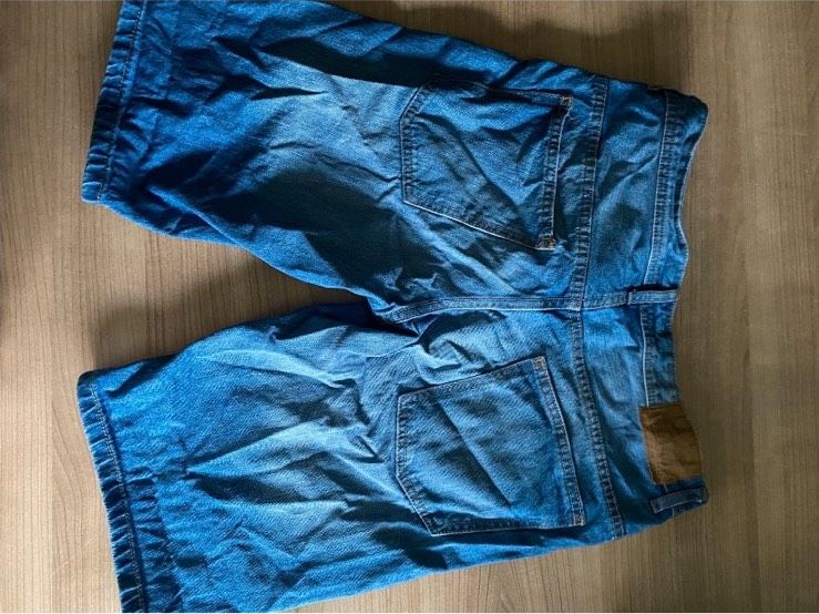 Kurzhose Shorts M in Haren (Ems)