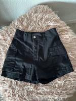 Cargo Shorts von Tally Weijl Größe 34 Hessen - Langgöns Vorschau
