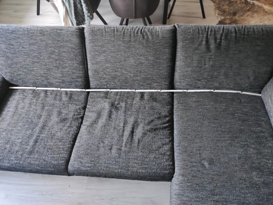 Ecksofa, grau aus Stoff in Pulheim