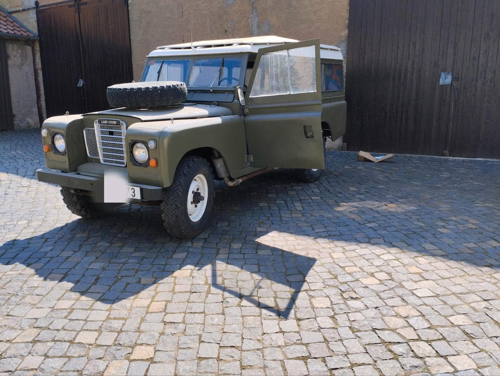 Abbildung des Autos Land Rover Serie 3 Santa…