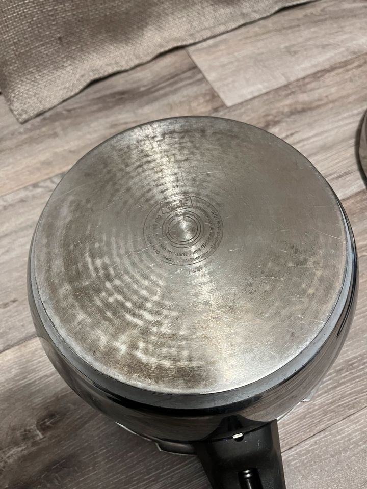 Schnellkochtopf von Fissler, Vitavit, 4,5 L, VB in Hameln