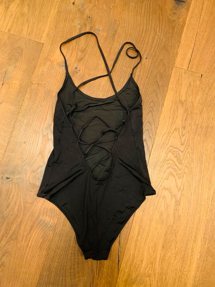 Badeanzüge und Bikini schwarz Größe 38 H&M ❤️ je 8€ in Weißenburg in Bayern