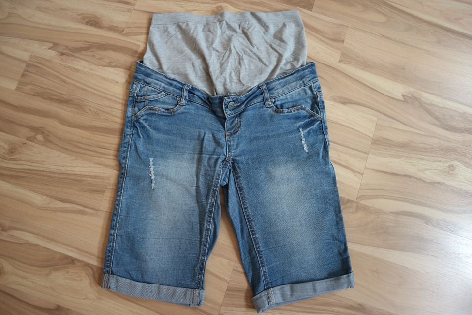 Umstandshose kurz Jeans, Gr. 28 mama licious Schwangerschaftshose in Berching
