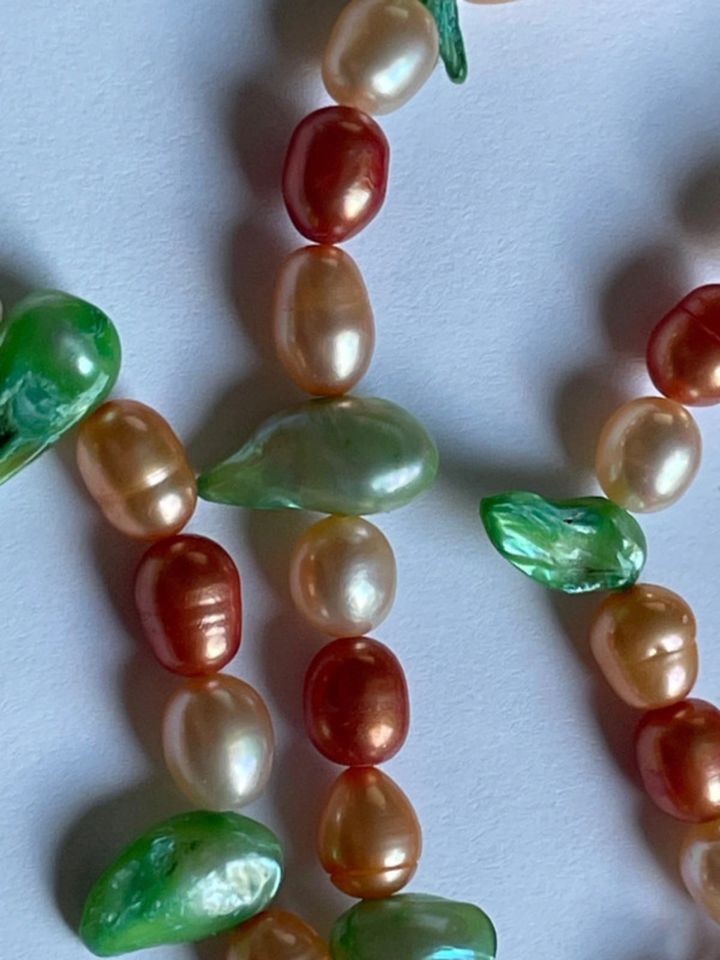 Süsswasser Barock  Perlenkette mit Paua Shell Anhänger in Hilter am Teutoburger Wald