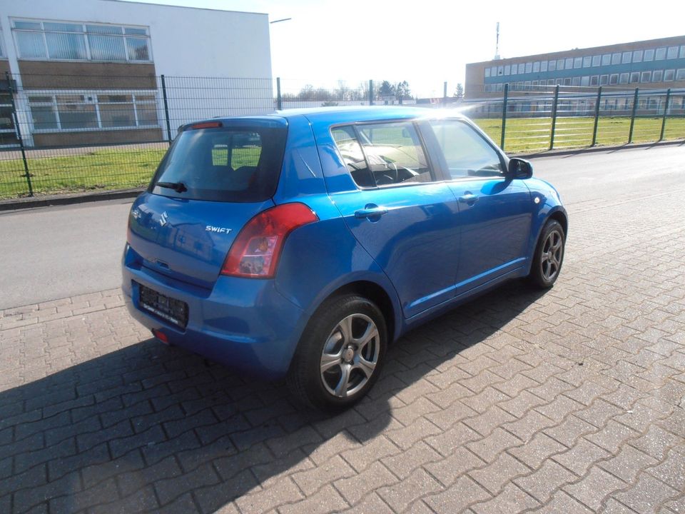 Suzuki Swift Lim. Comfort HU-AU NEU !! in Hamm