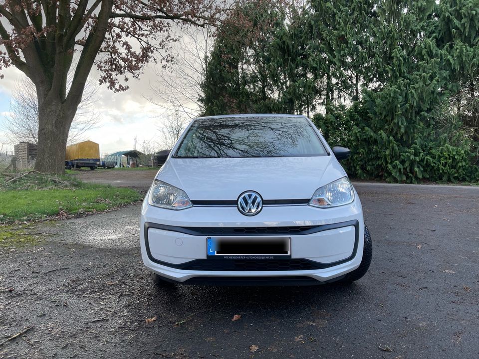 VW up! 1.0 EcoFuel BMT take up! in Buxtehude