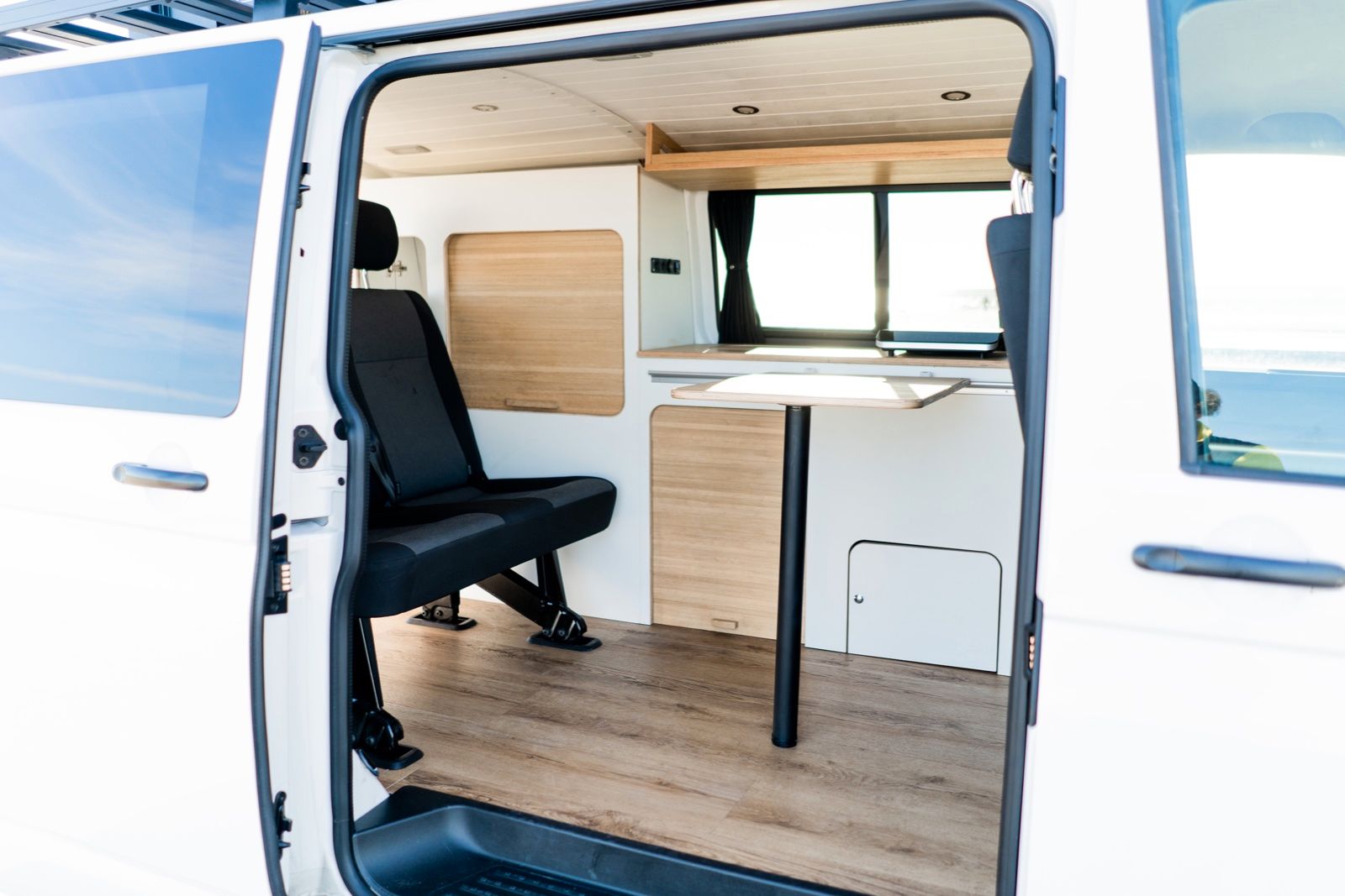 Abbildung des Autos VW T6 Camper Wohnmobil R…