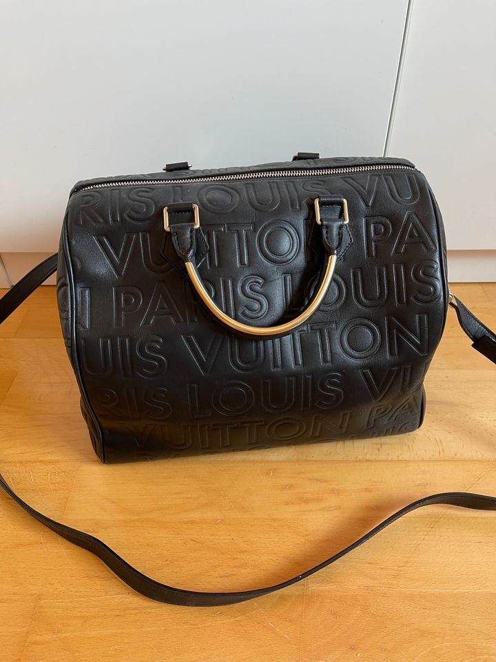 Louis Vuitton Automne-Hiver 2008 Speedy Cube 30, has - Depop