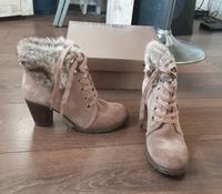 Tamaris Stiefelette Gr. 38 Winterboots Stiefel Kunstfelleinsatz Baden-Württemberg - Wertheim Vorschau