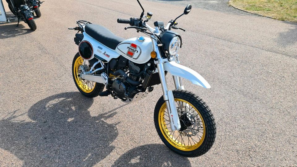 MASH X-Ride 125ccm³ Supermoto / 11 KW/15PS in Hettstedt