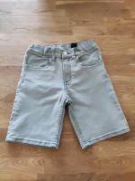 H&M kurze Hose/Jeans in Gr. 116 Nordrhein-Westfalen - Waltrop Vorschau