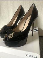 Neuwertige Damenschuhe High Heels Pumps von GUESS Düsseldorf - Stadtmitte Vorschau