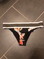 H&M Damen Bikini Brazil slip Badehose Gr.36 Blumen Niedersachsen - Sachsenhagen Vorschau